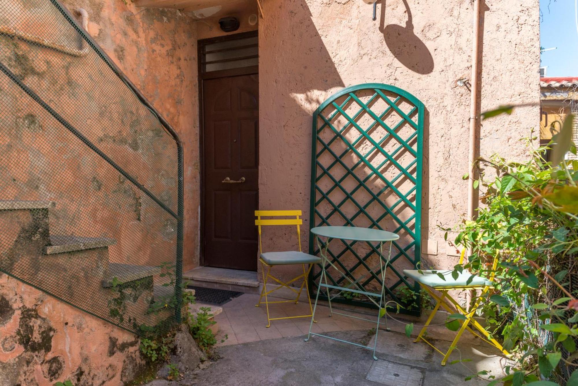 Studio In Trastevere Village Roma Exterior foto